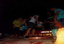 दुकान जल रही थी और बिना पानी के आ गए आग बुझाने वाले, जशपुर की घटना