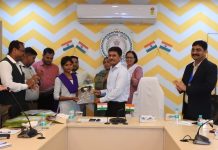 इस योजना की वजह से CG के युवाओं को मिला फिल्पकार्ट में काम, फ्लाइट से गए कंपनी ज्वाइन करने