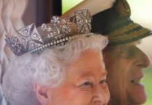 कोहिनूर हीरे का ताज पहनने वाली ब्रिटेन की महारानी एलिजाबेथ द्वितीय का निधन, भारत से जानें इनका नाता
