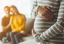 जिस बेटे को जन्म दिया, उसी के बच्चे की मां बनने जा रही है महिला ! दादी नहीं मम्मी कहेगी पोती