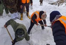 उत्तरकाशी में हिमस्खलन में फंसे 19 पर्वतारोहियों की मौत,हेलीकॉप्टर से वापस लाए जा रहे शव