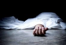 शिक्षक बना शैतान! 10 साल के छात्र को छत से फेंका नीचे, हुई मौत; मां को भी मारा