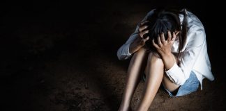 जहां बच्ची ट्यूशन पढ़ने जाती थी वहां हुई अश्लीलता, टीचर के पिता ने की गंदी हरकत