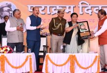 द ग्रेट इंडिया स्कूल में नेता जी की प्रतिमा लगाई गई ताकि बच्चे लें प्रेरणा, राज्यपाल ने किया उद्घाटन