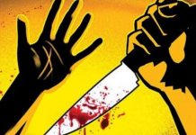 बेटे ने दोस्तों के साथ मिलकर पिता पर किया हमला, काट डाली अंगुलियां और प्राइवेट पार्ट