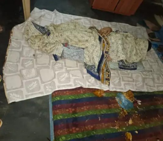 शादीशुदा प्रेमी ने लिव-इन पार्टनर को मार डाला: महिला कर्मचारी का मिला नग्न शव, 53 साल के ब्वायफ्रेंड ने चाकू से मारकर ली जान
