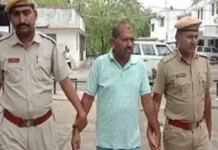 अश्लील फिल्में देखने का आदी है सरकारी स्कूल का प्रिंसिपल, नाबालिक छात्राओं से किया दुष्कर्म