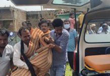 बिस्तर पर पड़ा था पत्नी का शव और फांसी के फंदे पर झूल रहा था पति, महिला के शरीर पर चोट के निशान