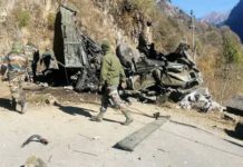 बड़ा हादसा: सेना की गाड़ी खाई में गिरने से 9 जवान शहीद, 1 घायल