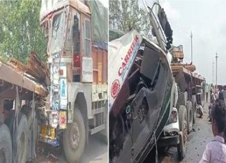 CG में सड़क हादसा: तेज रफ्तार दो ट्रकों में हुई जबरदस्त भिड़ंत, ड्राइवर की हुई दर्दनाक मौत