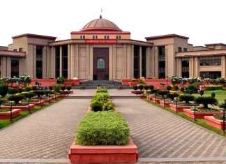 छत्तीसगढ़ शराब घोटाला मामलें में हाईकोर्ट से अनवर ढेबर समेत चारों आरोपियों की जमानत याचिका खारिज