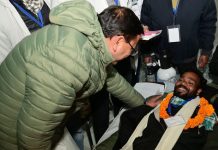 1 लाख रुपये, 20 दिन की छुट्टी… सुरंग से 17 दिन बाद निकले मजदूरों के लिए अब तक हुए ये ऐलान