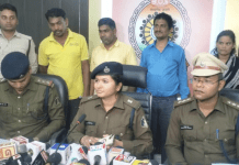 धन वर्षा कराने के नाम पर 2 नाबालिग लड़कियों से रेप, स्वयंभू बाबा सहित 5 लोगों को पुलिस ने किया गिरफ्तार