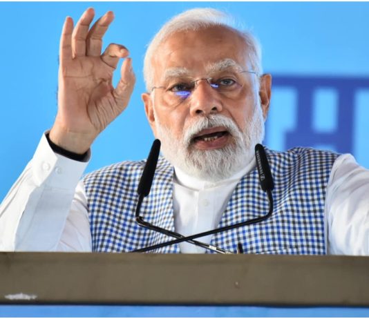 प्रधानमंत्री नरेंद्र मोदी ने देश वासियों से अपील की कि पेट्रोल, डीजल और गैस का उपयोग कम से कम करें….. सोना आयात करना पड़ता है, विदेशी मुद्रा में खरीदना पड़ता है इसलिए गोल्ड कम से कम खरीदे….. बहुत जल्द फिर से वर्क फ्रॉम होम….. सिस्टम हो सकता है लागू……