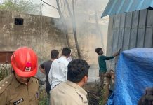 राजधानी में अगरबत्ती फैक्ट्री में लगी भीषण आग, मौके पर पहुंची फायर ब्रिगेड की टीम