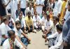 रायपुर में बवाल: कांग्रेस प्रत्याशी विकास उपाध्याय बैठे धरने पर