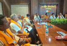 CG: भाजपा चुनाव प्रबंधन समिति की हुई बैठक, मोदी मंत्रिमंडल के लिए बृजमोहन और विजय बघेल के नाम की हो रही चर्चा