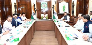 सीएम साय का वादा: उद्योगों की स्थापना के लिए छत्तीसगढ़ सरकार करेगी हर संभव सहयोग