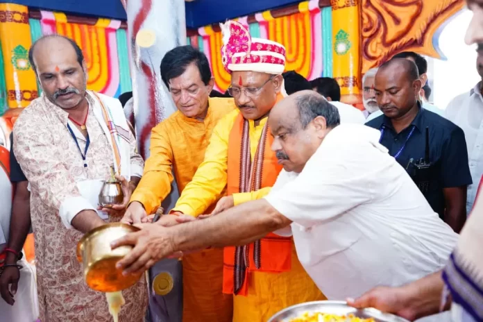 3850286-untitled-30-copy