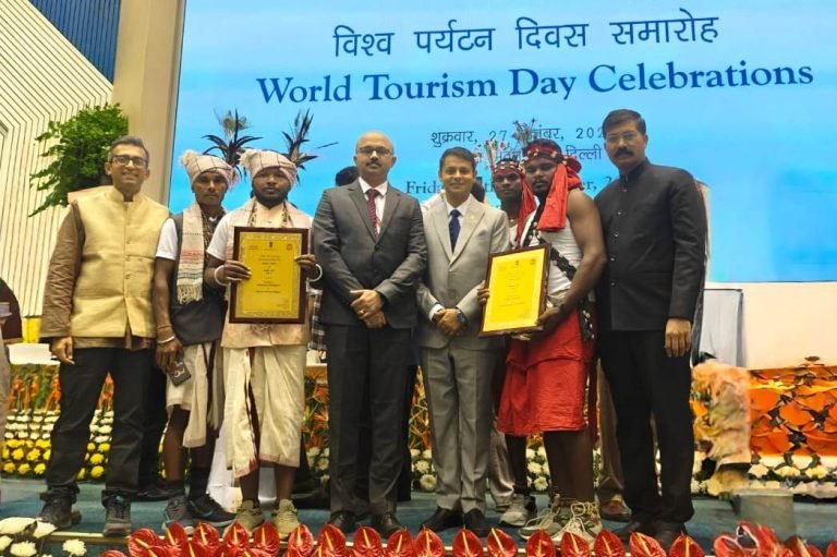 पर्यटन के मामले में छत्तीसगढ़ प्रदेश को मिला अवार्ड, यहां आप भी जा सकते हैं घूमने पर्यटन के मामले में छत्तीसगढ़ प्रदेश को मिला अवार्ड, यहां आप भी जा सकते हैं घूमने