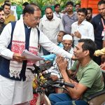 जनदर्शन….. मुख्यमंत्री से मिलने पहुंचा अपार जन समूह, कोई संगमरमर की मूर्ति लेकर पहुंचा तो कोई खुद की बनाई हुई बैटरी चलित स्कूटी से….. हर आंखों में आस और उम्मीद की नजर आई किरण…..