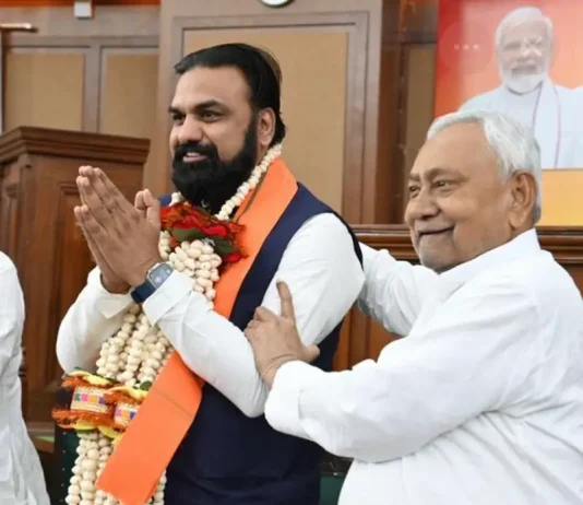 20 साल का नीतीश राज खत्म…… भाजपा के सम्राट चौधरी ने ली बिहार के मुख्यमंत्री पद की शपथ….. जेडीयू के दो उप मुख्यमंत्री बनाए गए…. मंत्रिमंडल का विस्तार जल्द…..