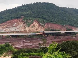 कवर्धा की लौह अयस्क की खदान डेढ़ गुना ऊंची दर पर हुई नीलाम….. उद्योगपति लक्ष्मी मित्तल की Arcelor Mittal Nippon Steel India Limited….. ने सबसे ऊंची बोली लगाकर खदान की अपने नाम….. छत्तीसगढ़ सरकार को कई हजार करोड़ का मिलेगा सालाना राजस्व…..