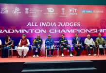 देश के 150 जज और नामचीन वकीलों का बैडमिंटन टूर्नामेंट हुआ लंदन में….. केंद्रीय विधि एवं न्याय मंत्रालय की मेजबानी में हुआ टूर्नामेंट…. करोड़ों रुपए का खर्च ऐसे वक्त में किया गया जब खुद प्रधानमंत्री लोगों से विदेश यात्रा, गोल्ड और डेस्टिनेशन वेडिंग नहीं करने की दे रहे सलाह…. वकील और जस्टिस का वेकेशन लन्दन से पहले थाईलैंड के फुकेट में भी…. फुकेट में भी बेंच बार बैडमिंटन टूर्नामेंट….अब तक साल भर में तीन बैडमिंटन टूर्नामेंट…..