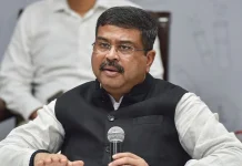 देश के शिक्षा मंत्री धर्मेंद्र प्रधान ने दिया इस्तीफा…..NEET पेपर लीक मसले पर जंतर मंतर पर आंदोलन कर रहे छात्रों के अगले मूवमेंट पर अब सबकी नजर….. हस्ताक्षर में पढ़े शिक्षा मंत्री के इस्तीफे की एक एक लाइन……