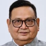 कांग्रेस के पूर्व कोषाध्यक्ष रामगोपाल अग्रवाल तीन साल से फरार…..EOW ने रामगोपाल के बेटे वैभव अग्रवाल से दो दिन से कर रही पूछताछ…. शाम तक गिरफ्तारी की संभावना….. बीजेपी के बड़े नेता के समधी हैं रामगोपाल….. हालांकि बीजेपी के नेता अभी हाशिए पर……