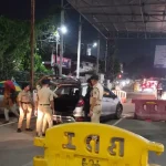 रायपुर के चौक चौराहों पर आज रात 8 बजे से देर रात तक नाकेबंदी…..43 जगह चेक पोस्ट लगाए गए…… ड्रिंक एंड ड्राइव करने वालों की आज खैर नहीं……अंदर देखें कहां कहां होगी चेकिंग……