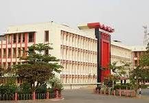छत्तीसगढ़ में इस साल मेडिकल की 250 सीट बढ़ जायेगी….. 50 सीट के साथ कवर्धा मेडिकल कॉलेज इसी सत्र से शुरू करने की मिली मंजूरी….. लेकिन सबसे बड़ा सवाल फैकल्टी यानी कि शिक्षकों की कमी….. रायपुर मेडिकल कॉलेज को छोड़कर किसी भी कॉलेज में अच्छे शिक्षक नहीं……ये सबसे बड़ी विडंबना……